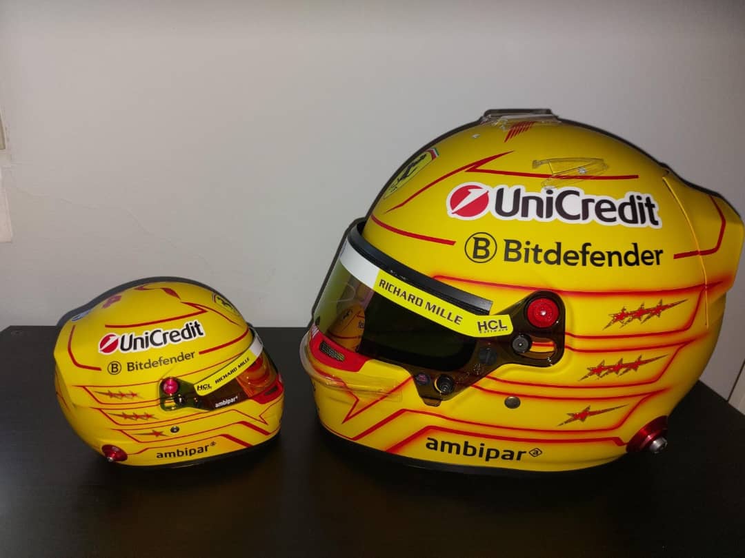 F1 2025 LEWIS HAMILTON SIGNED FULL SIZE FERRARI BELL HELMET PHOTOPROOF FORMULA 1