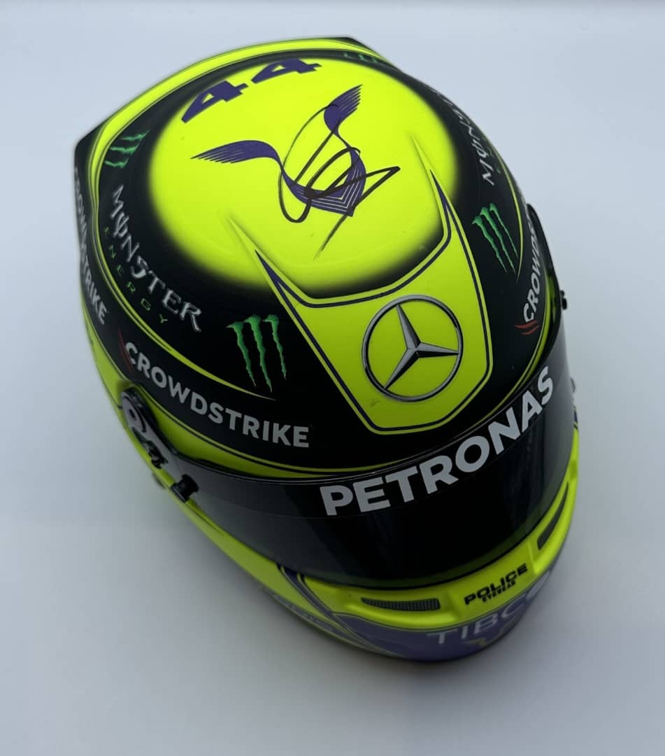Sir Lewis Hamilton signed 2022 Mercedes-AMG Petronas F1 Official 1:2 Helmet +COA